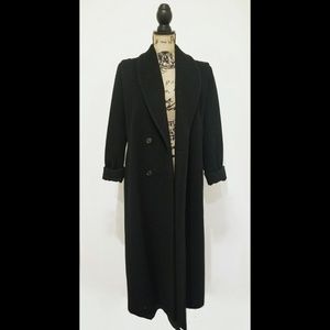 Chic Black Midi Coat